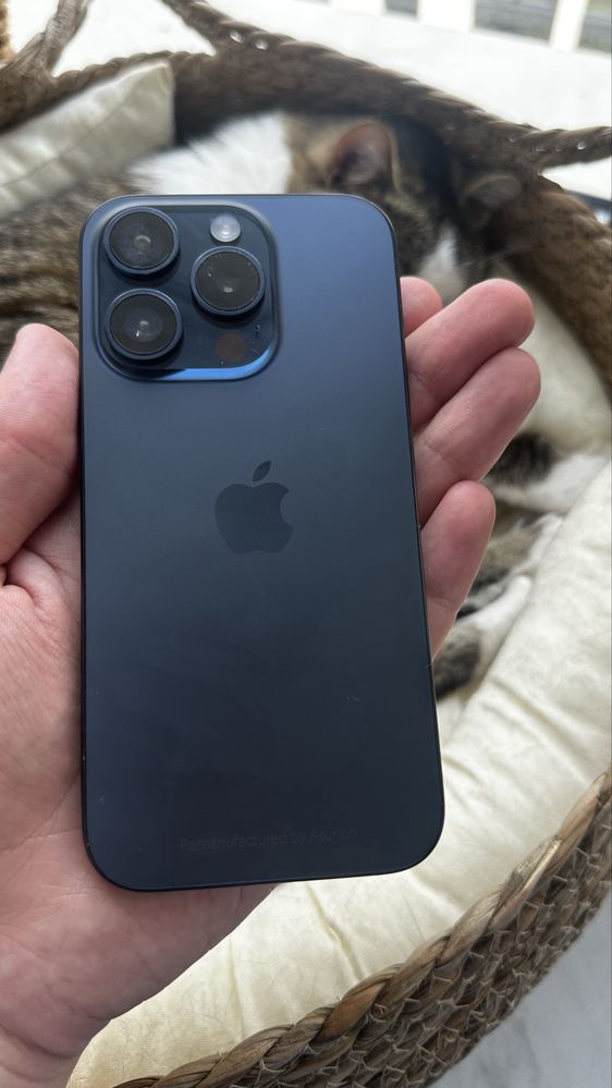 iPhone 15 pro 256gb blue neverlock