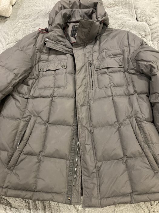 Чоловіча куртка-пуховик