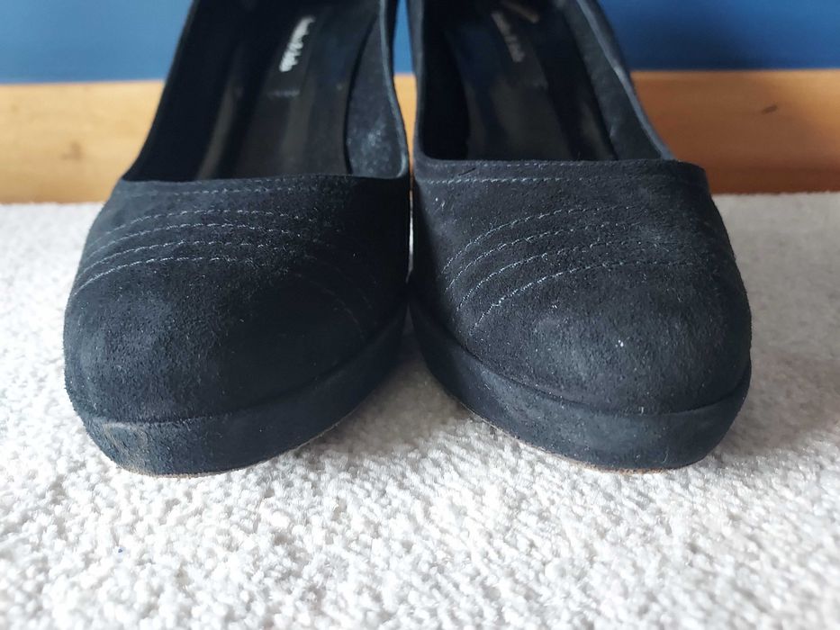 Sapatos Bimba y Lola em camurça genuína