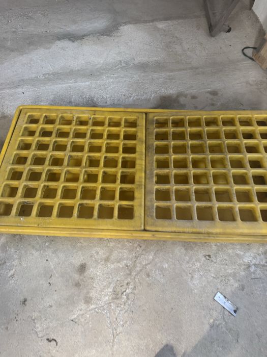 Tabuleiro para  bidons oleo duplo