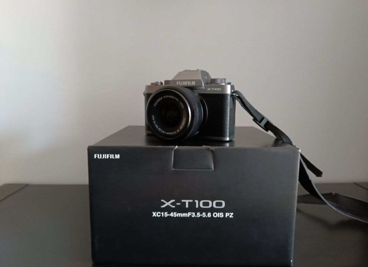 Fujifilm X-T100 + lente XC1 5-45mm (APS-C)