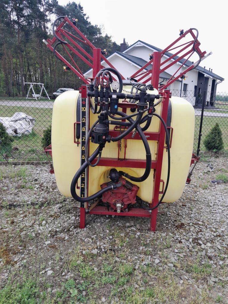Opryskiwacz hardi 800L 1000L