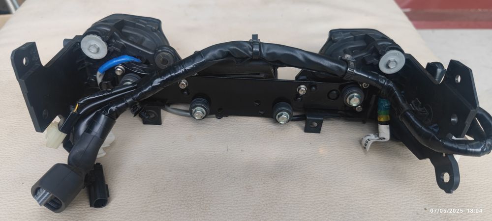 Farol/farolins principais Yamaha Tracer 9/GT/GT+