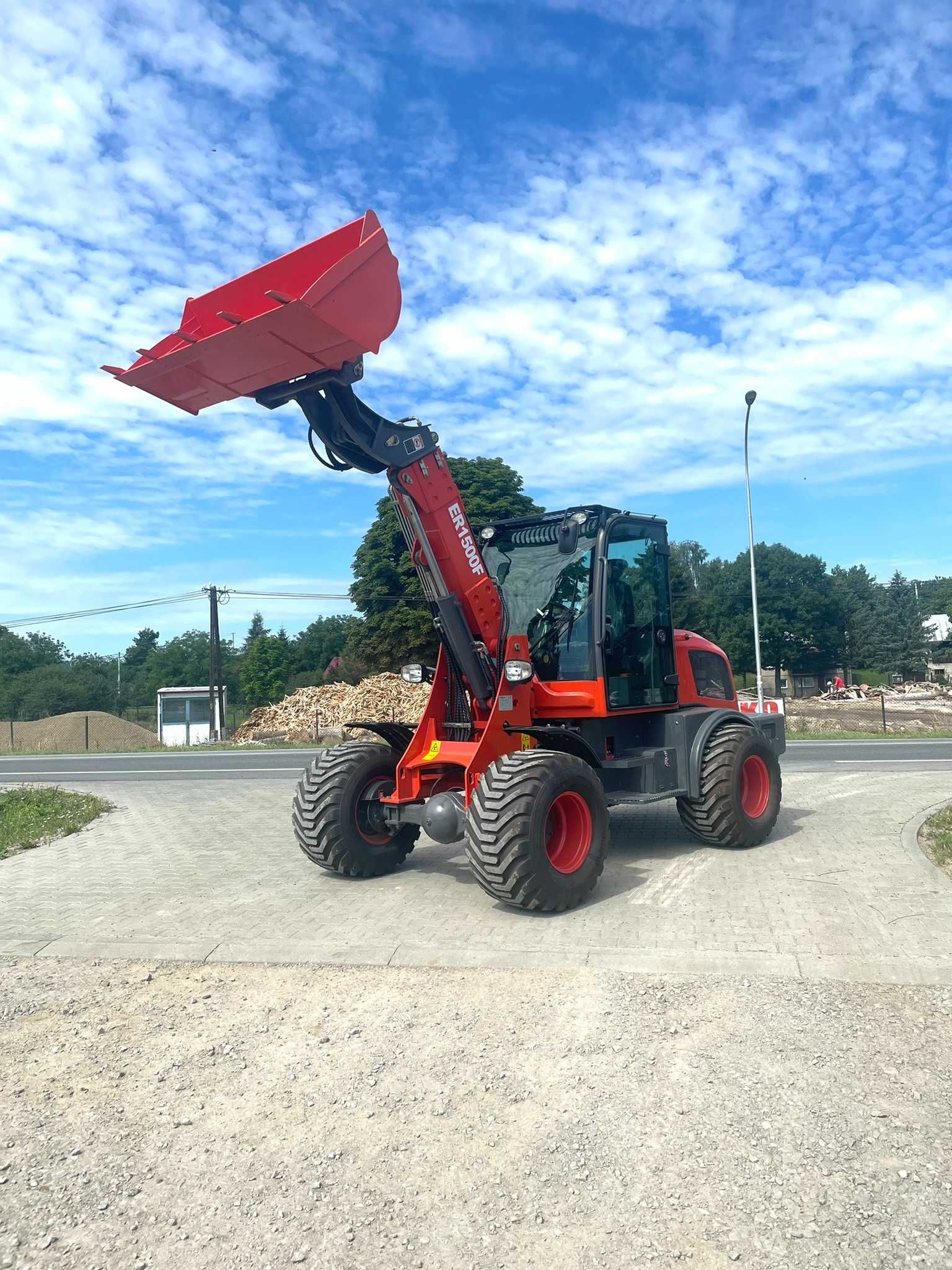 Nowa Ładowarka kołowa Teleskopowa EVERUN ER1500F NOWA 2024
