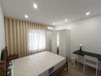 Quarto individual estudante em casa nova