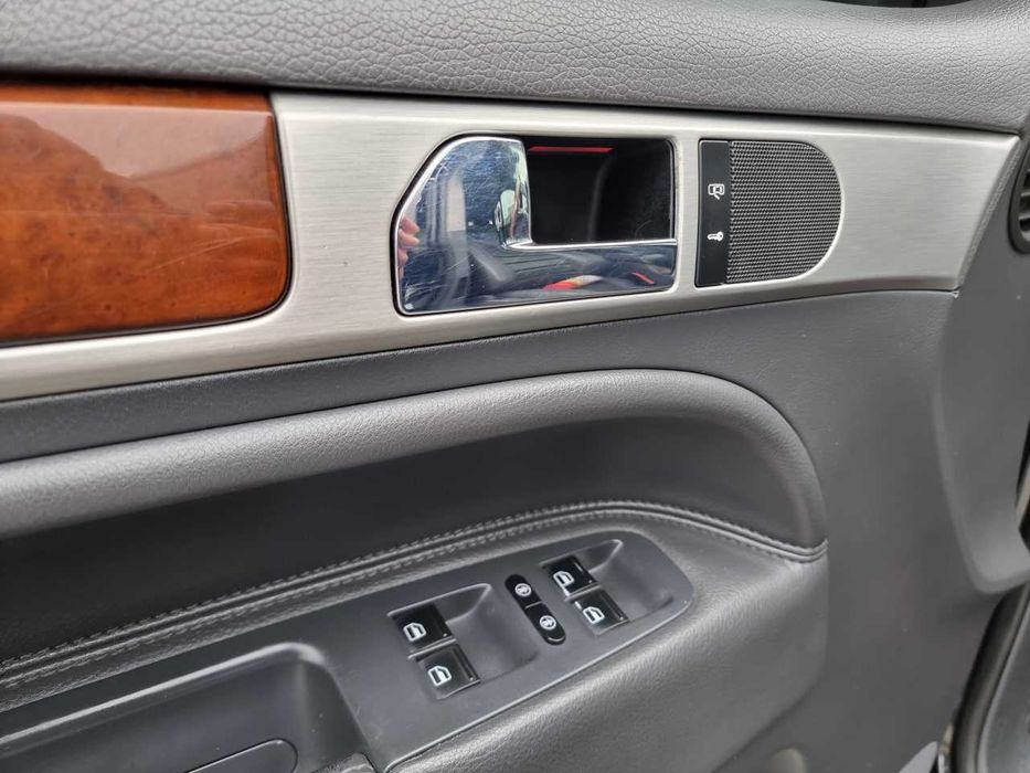 Продам  Volkswagen Touareg 2009. Можна в розстрочку, під викуп.