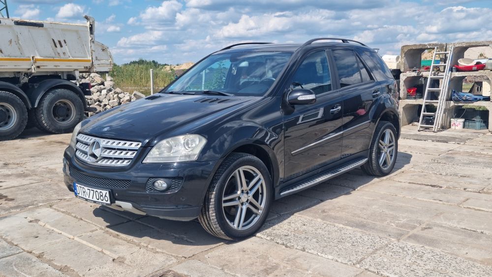 Doinwestowany Merc ML 320 CDI