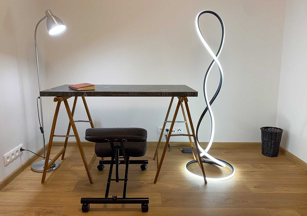 Nowe designerskie biurko szer. 119 cm - blat żaroodporny gr. 4 cm