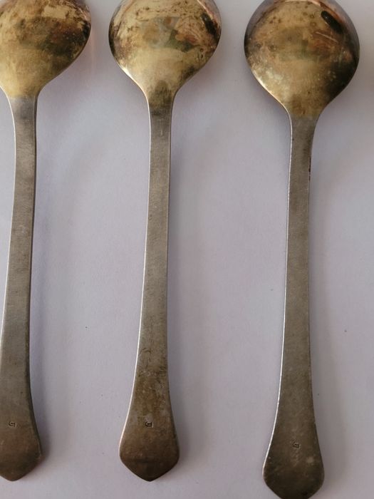 Продам набір  різних ложок