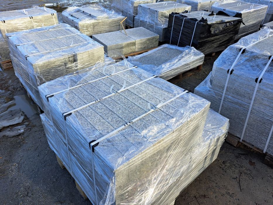 Płyty granitowe / chodnikowe/  40x30x3