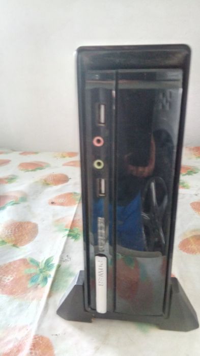 2 Computador de mesa hp
