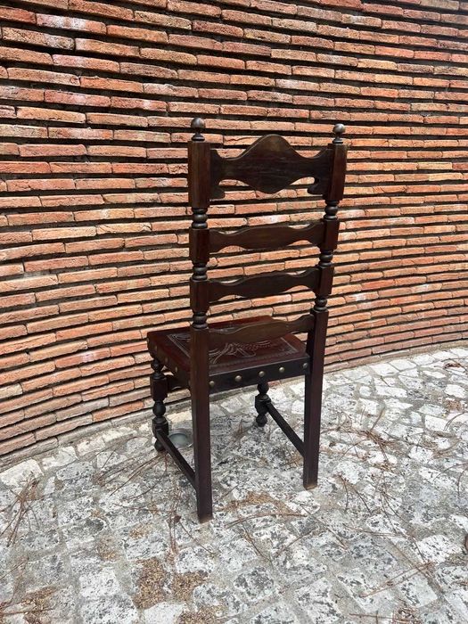 Dou Conjunto 8 Cadeiras Antigas