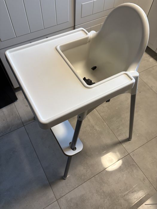 Krzesełko do karmienia ikea Antilop z podnóżkiem