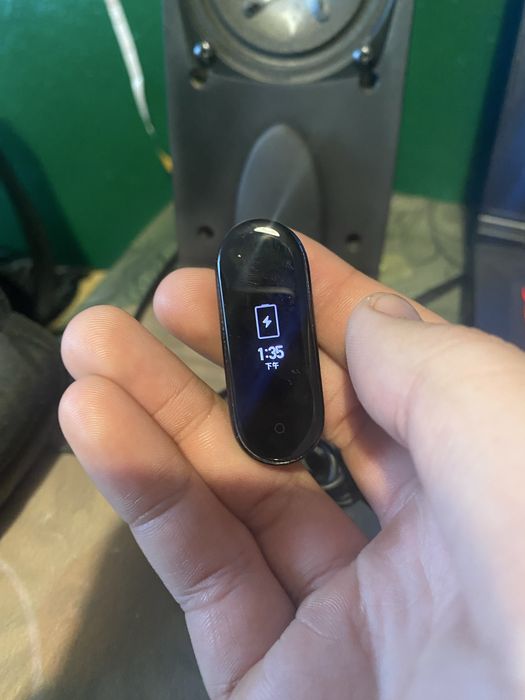 Продам екран до mi band 5 no nfs