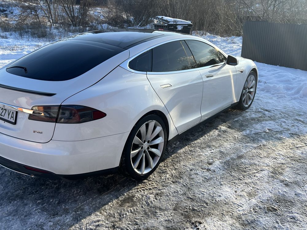 Telsa model s P85