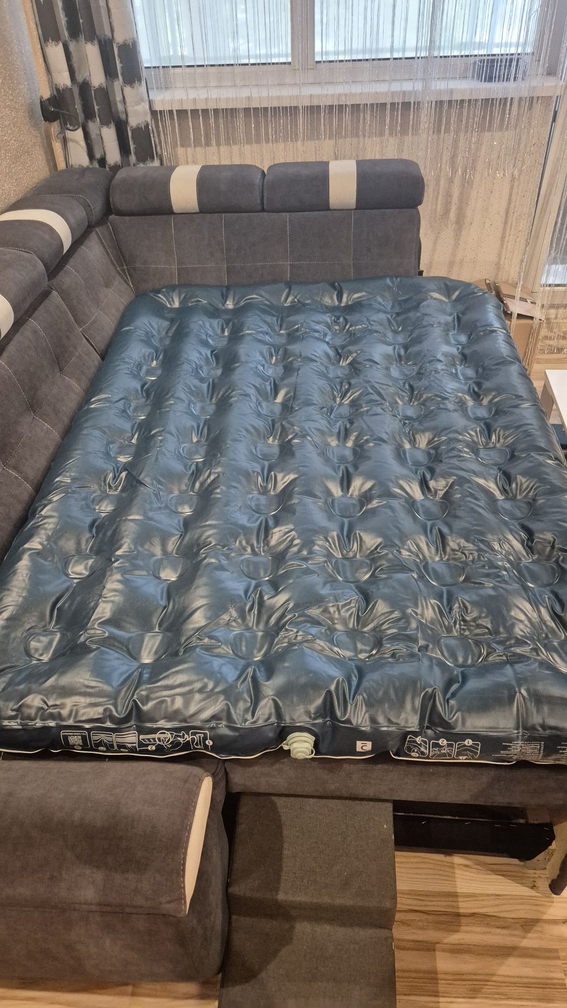 2x materac Quechua Basic 140x200