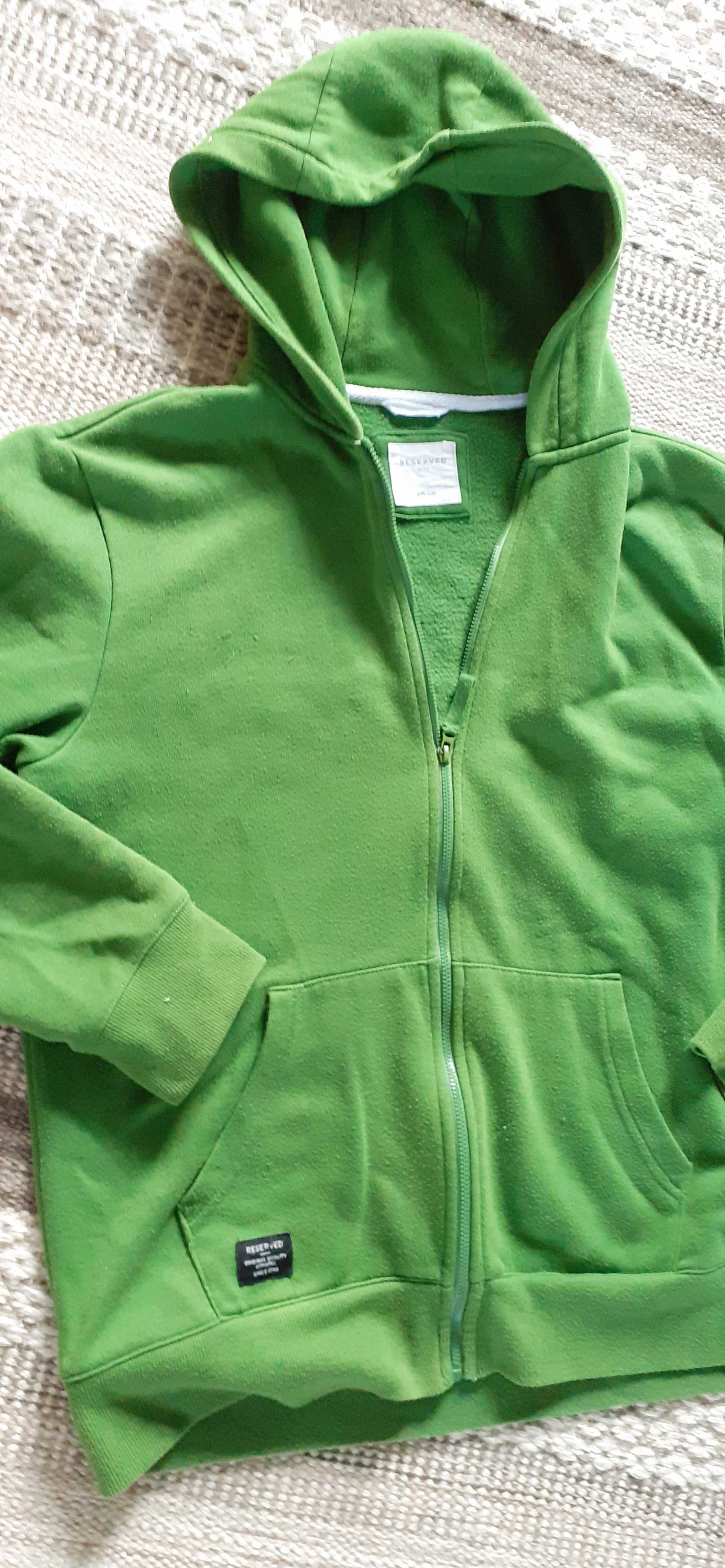 Zielona bluza z kapturem 170 cm