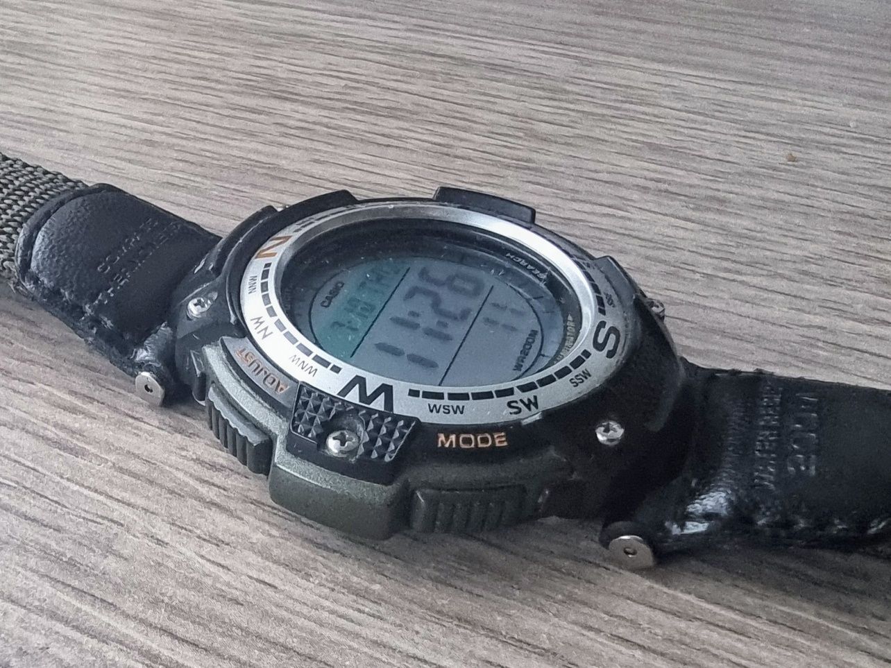 Casio ProTrek SGW-100B outdoor kompas azymut termometr