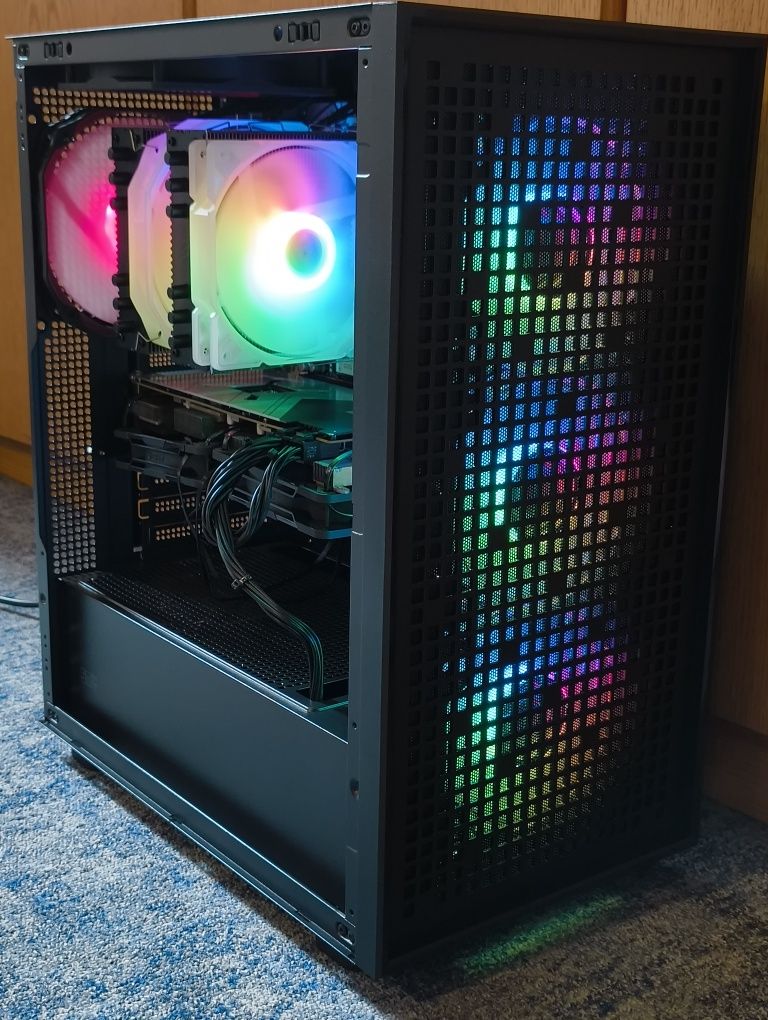 Gamingowy komputer stacjonarny z RGB: Ryzen 5 5600X | RX 5700 XT