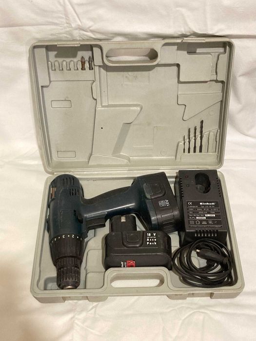 Продам Б/У шуруповёрт Einhell, на запчасти