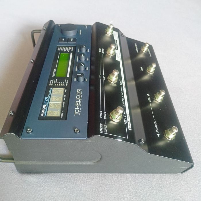 Tc HELICON VOICE LIVE 1 procesor multi efekt wokalny kabel mikrofon
