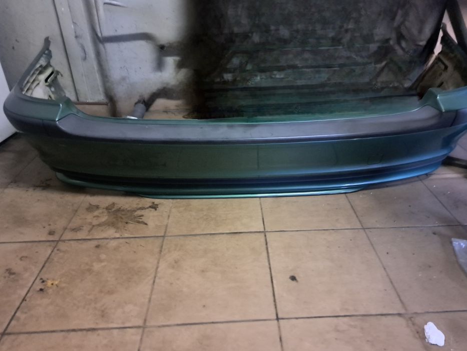 Zderzak tylni do bmw e46 sedan