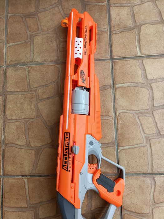 Kolekcja pistoletów Nerf, karabiny zabawkowe + dużo strzałek