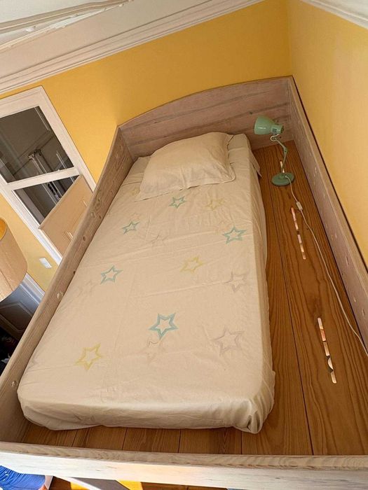 Cama mezzanine/beliche em madeira - Excelente estado