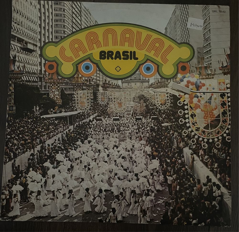 Disco de Vinil "Carnaval Brasil" - Edição Especial 	1977