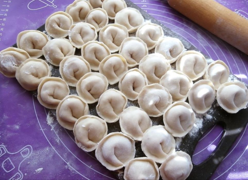домашняя еда, пельмени, вареники