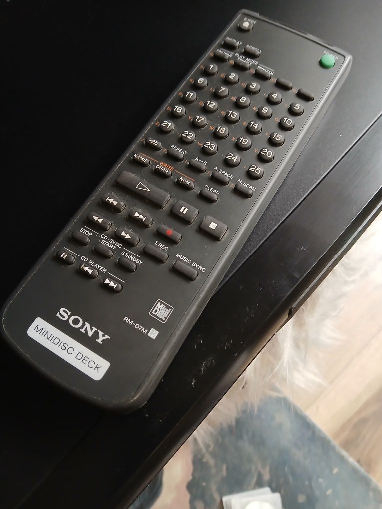 Sony Minidisc +pilot odtwarzacz nagrywarka MDS-JE510