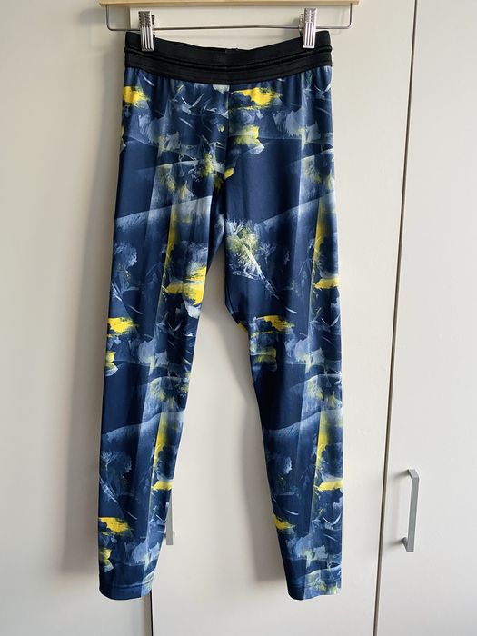 Leginsy sportowe damskie Adidas granatowe we wzorki rozmiar XS #A-53