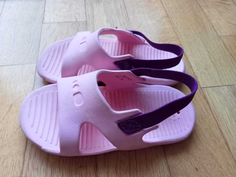 Sandálias de menina 23/24