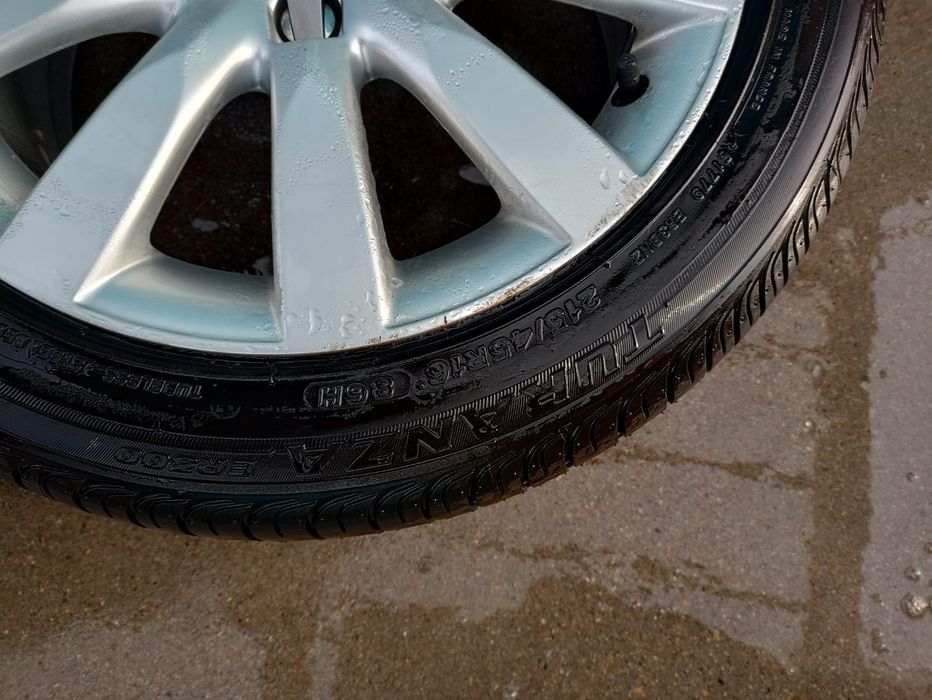 Komplet kół felgi aluminiowe oryginał Audi A1 X8 16'