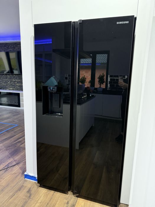 Lodowka SAMSUNG side by side czarne szklo