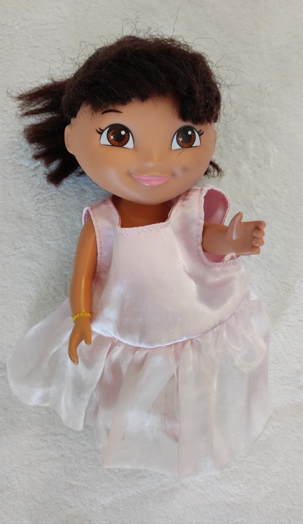Dora lalka piękna 20 cm