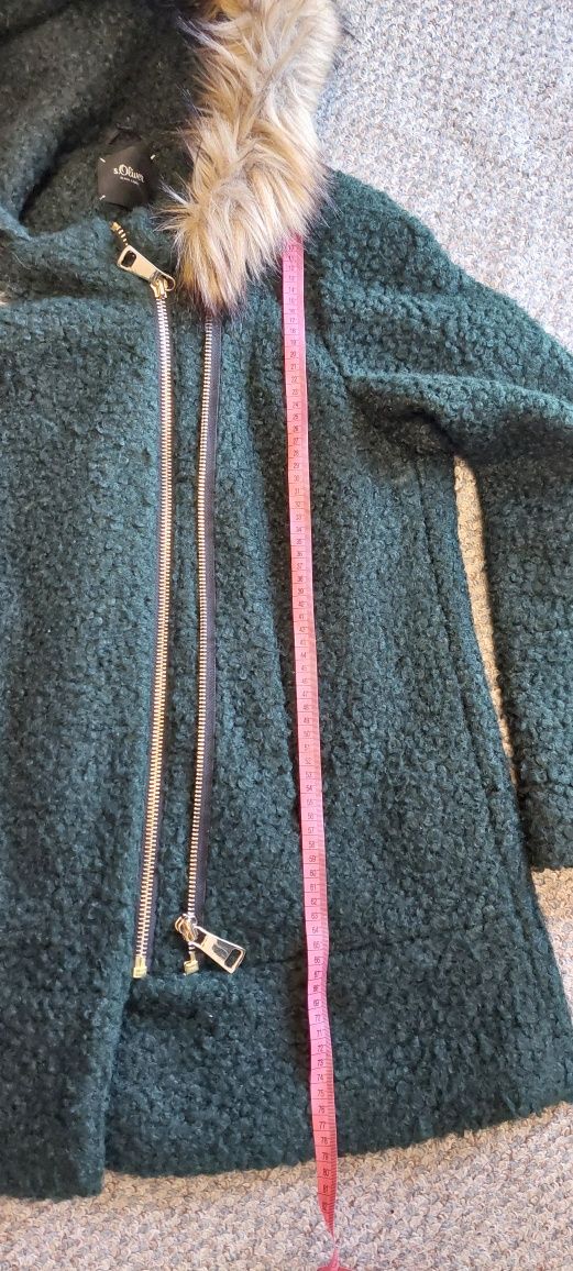 Zimowa kurtka boucle