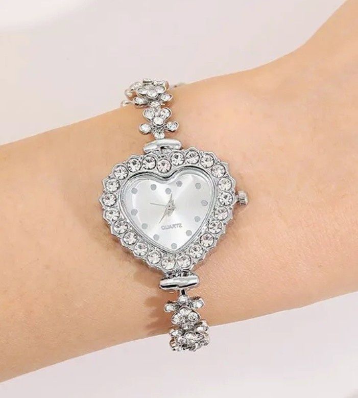 Zegarek damski serce plus zestaw biżuterii Nowy