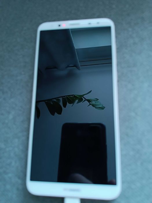 telefon Huaiwei Mate 10  -idealny stan ,mało używany