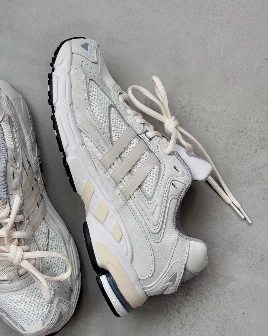 Кроссовки Женские/Кросівки Жіночі Adidas Response Cl/Останні Розміри