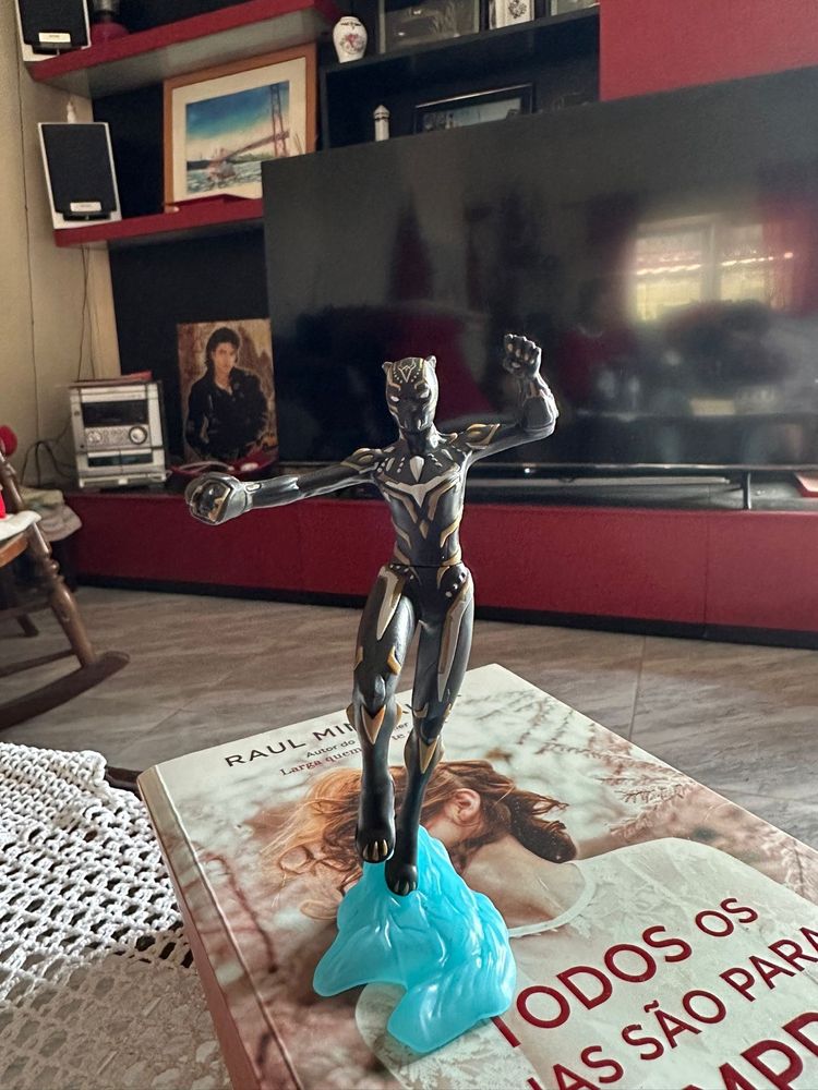 Black Panther Marvel boneco/figura