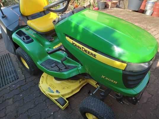 Traktorek kosiarka John Deere X305R