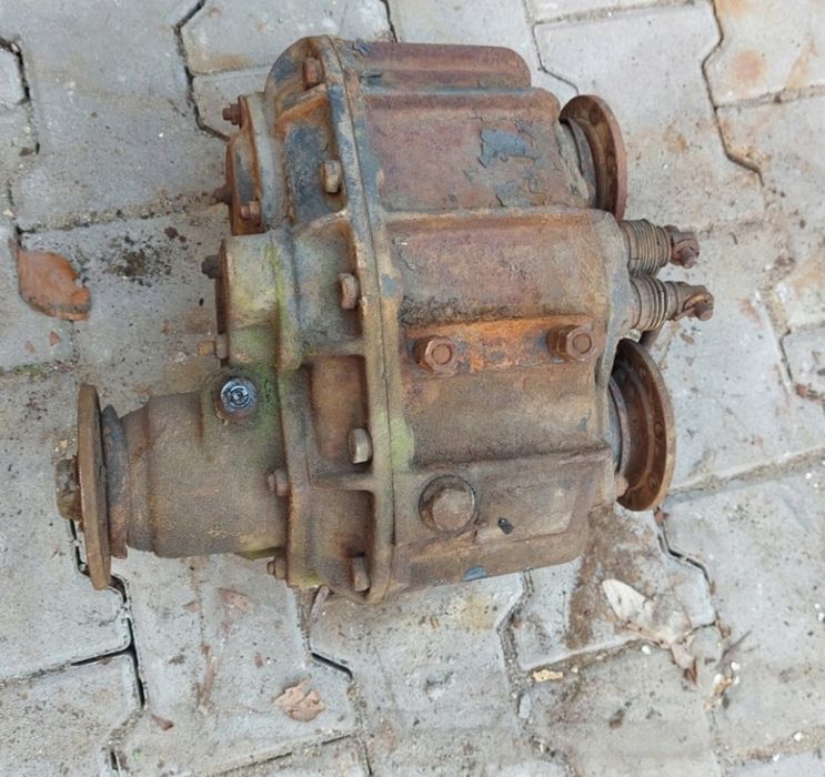 Robur reduktor 4x4 zmota,sam,traktor,dzik