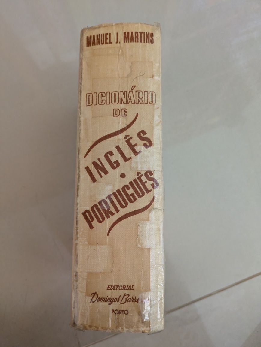 Vendo dicionário de Inglês-Português