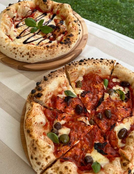 Pizza wypiekana na żywo na evencie, imprezie, weselu, urodzinach