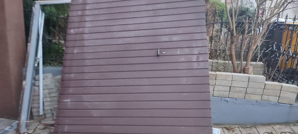 Brama garażowa uchylna 2.0 m x 2.5 m