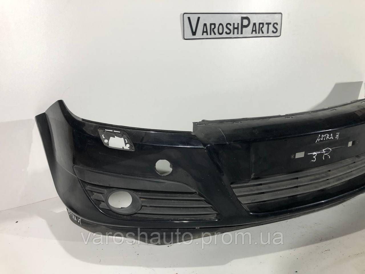 Бампер передній Opel Astra H 24460258 Дорест 3R