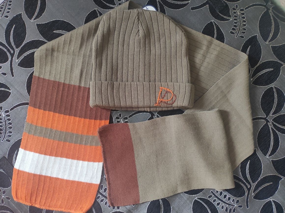Комплект шапка і шарф розмір універсальний
