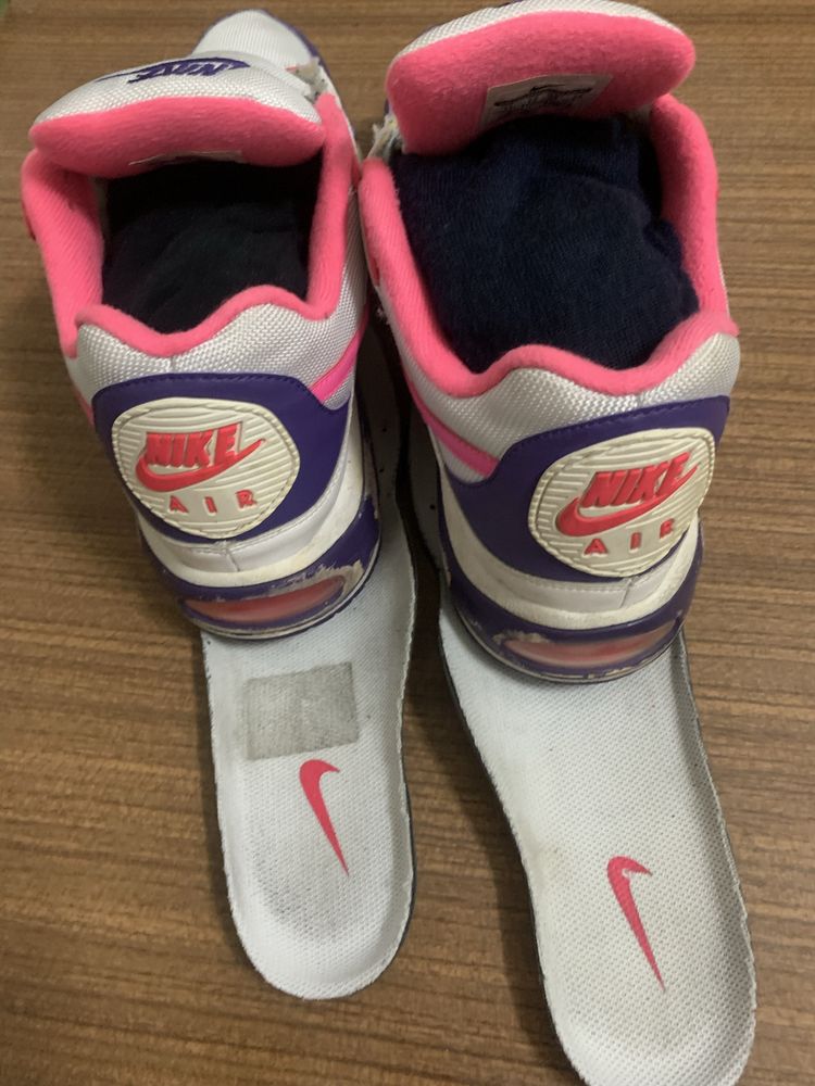 Nike air.
