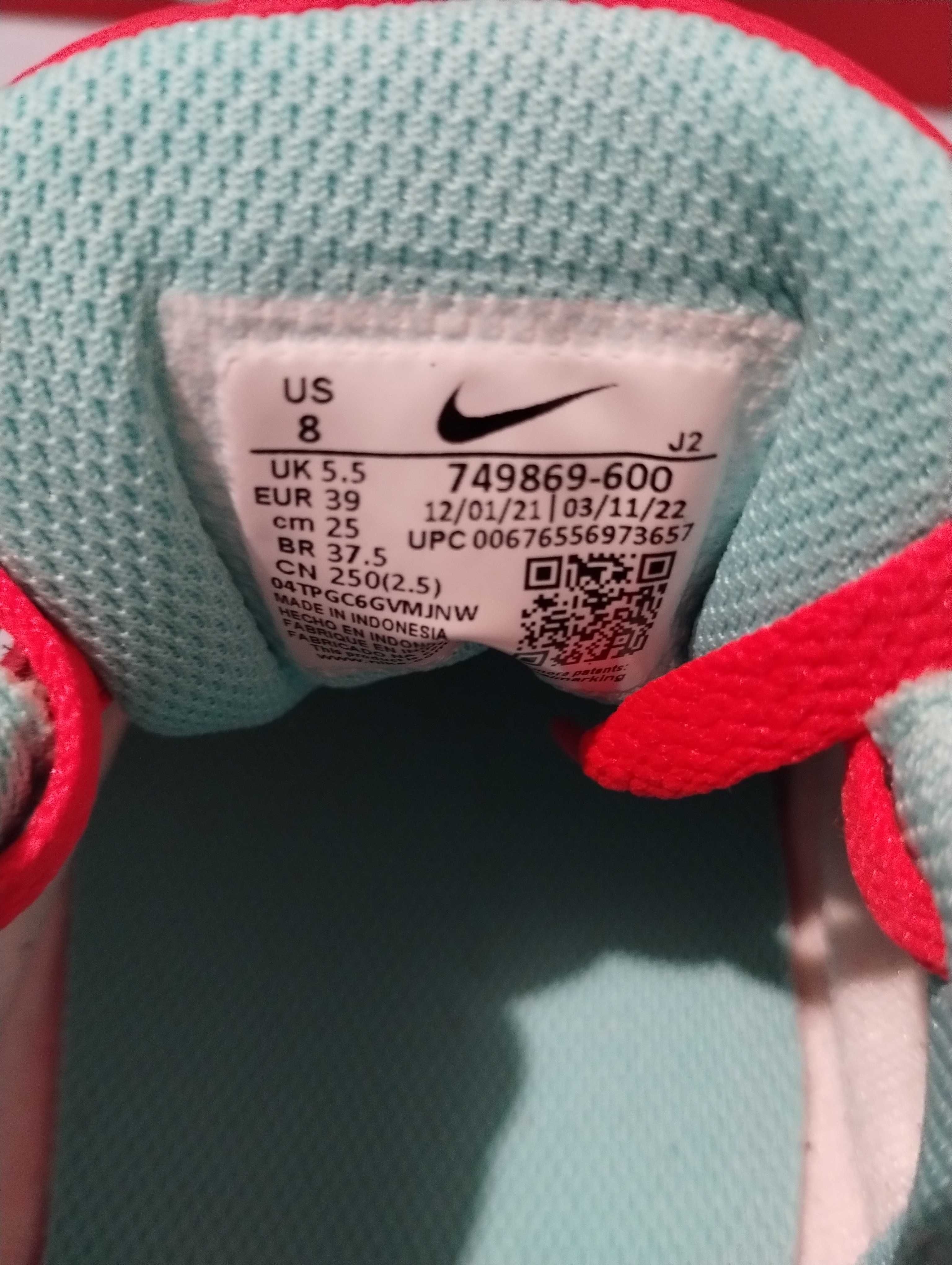 Nike MD Runner 2 Buty sportowe sneakersy 39